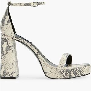 Steve Madden Black and Cream Heels with Platform